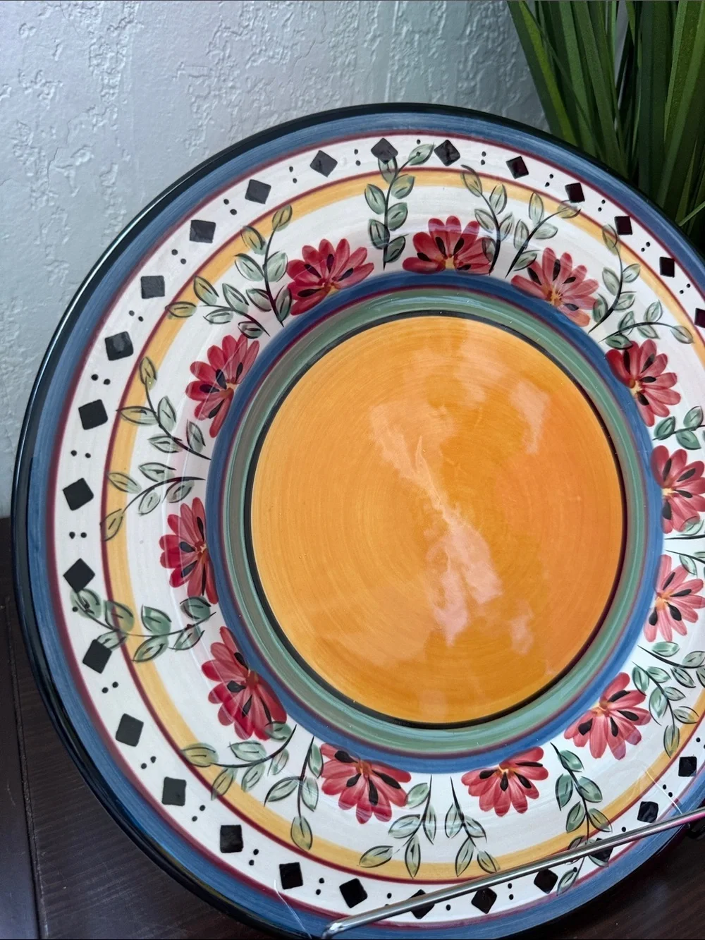 one Pier 1 Hand-Painted Floral Ceramic Dinner Plate - Orange Center